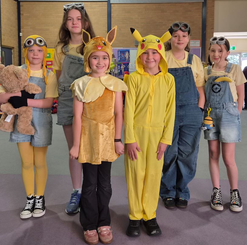 /uploaded_files/media/gallery/1788412838Minions & Polemons.JPG